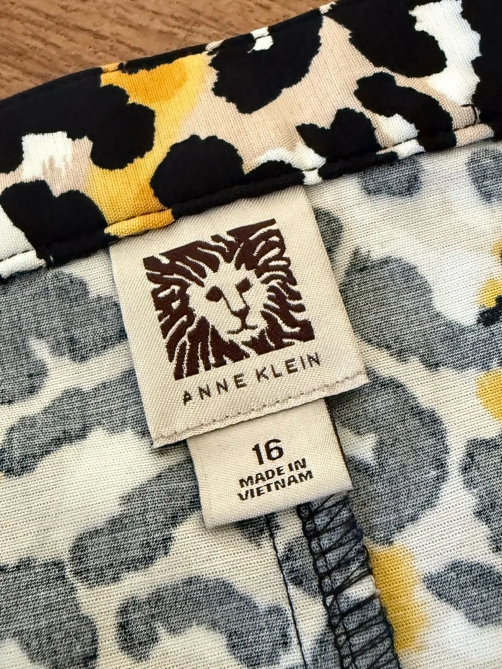 Anne Klein Leopard Mob Wife Skirt Size 16 Cotton Blend Mini Pencil Animal Print